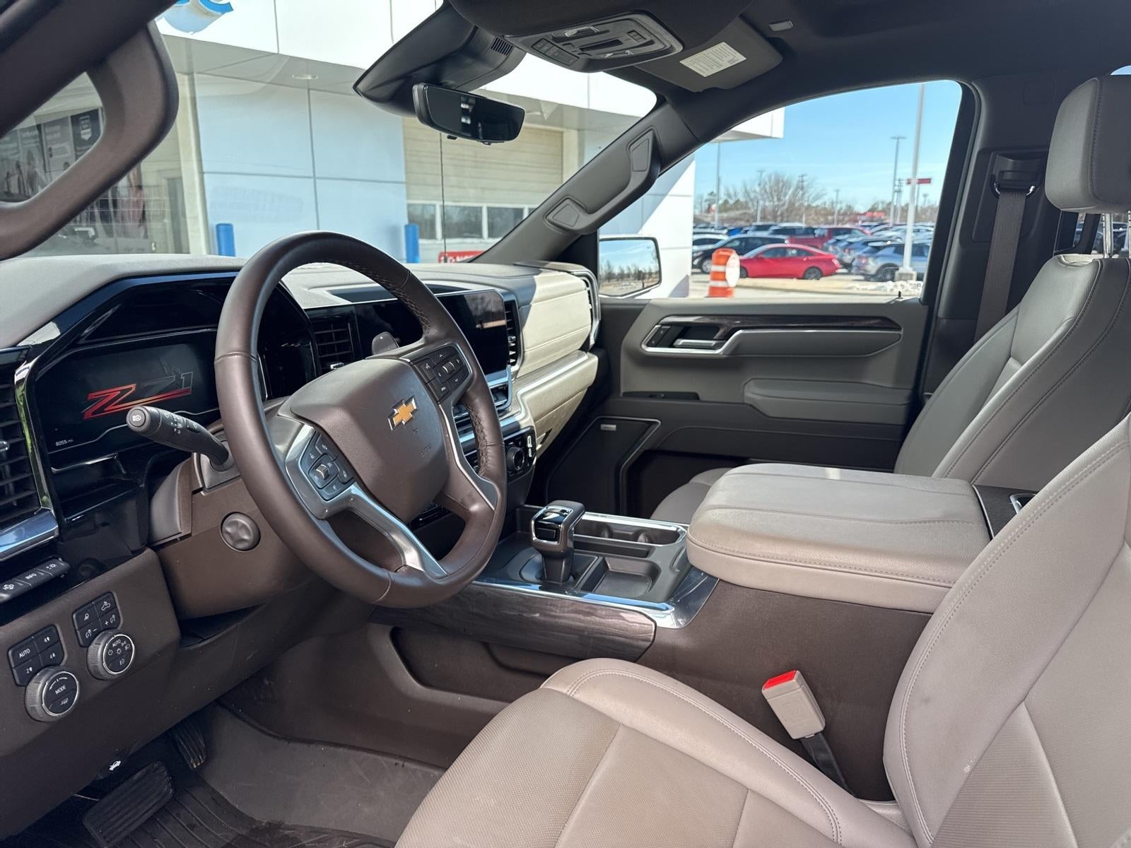 2025 Chevrolet Silverado 1500 LTZ