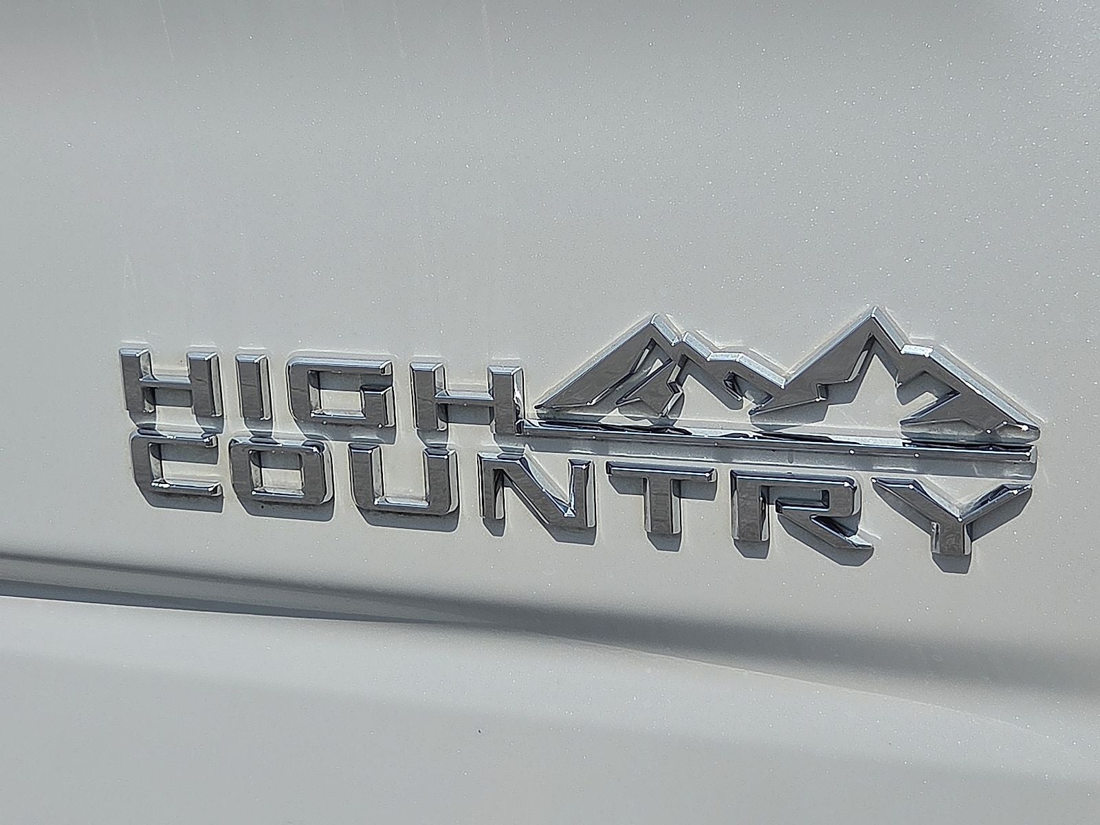 2022 Chevrolet Silverado 1500 LTD High Country