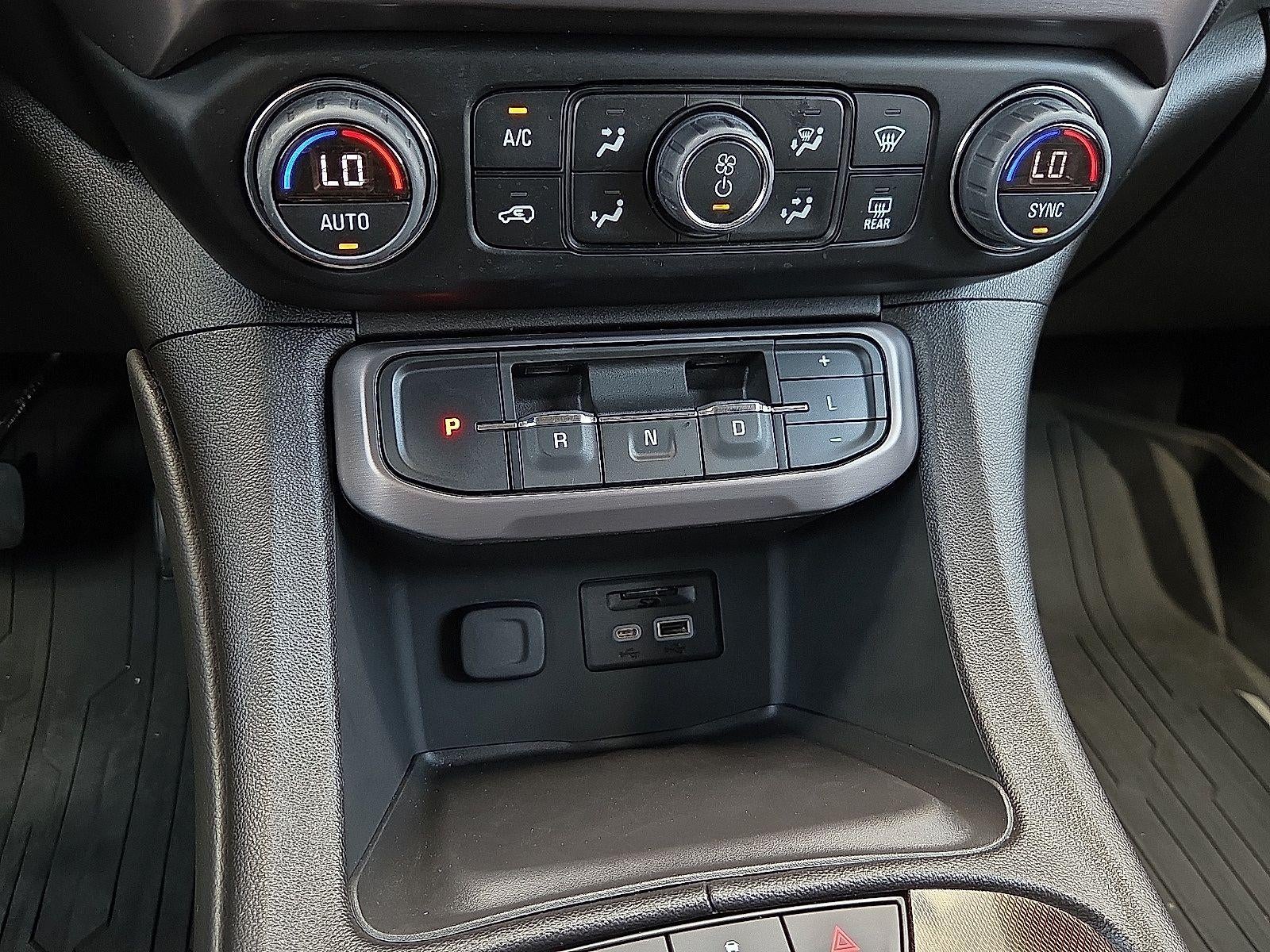 2023 GMC Acadia AT4 - Photo 18