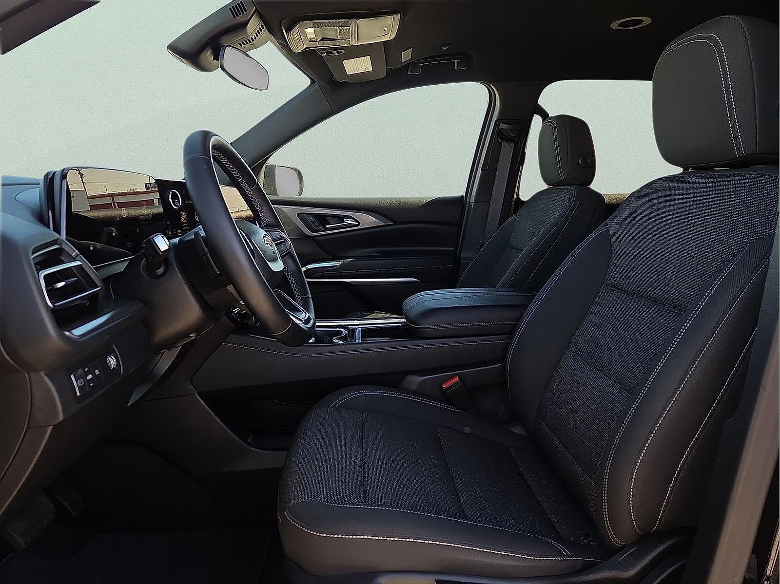 2024 Chevrolet Traverse LS