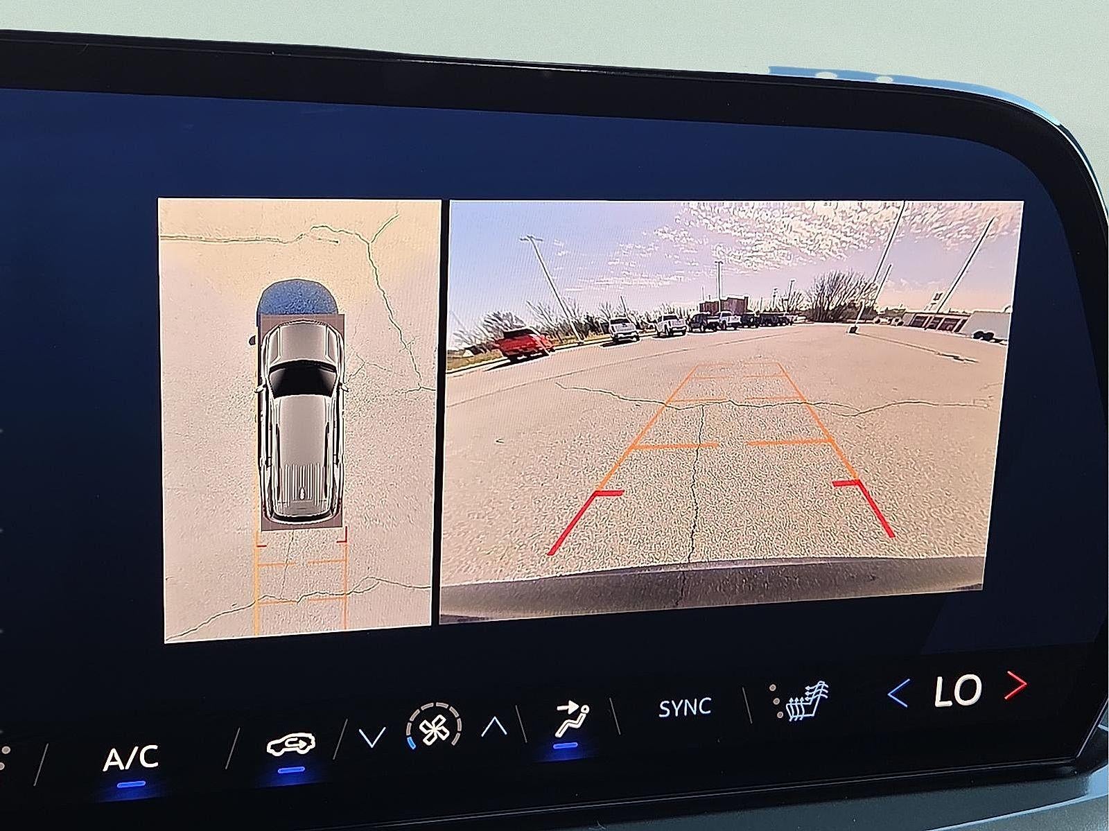 2024 Chevrolet Traverse LS