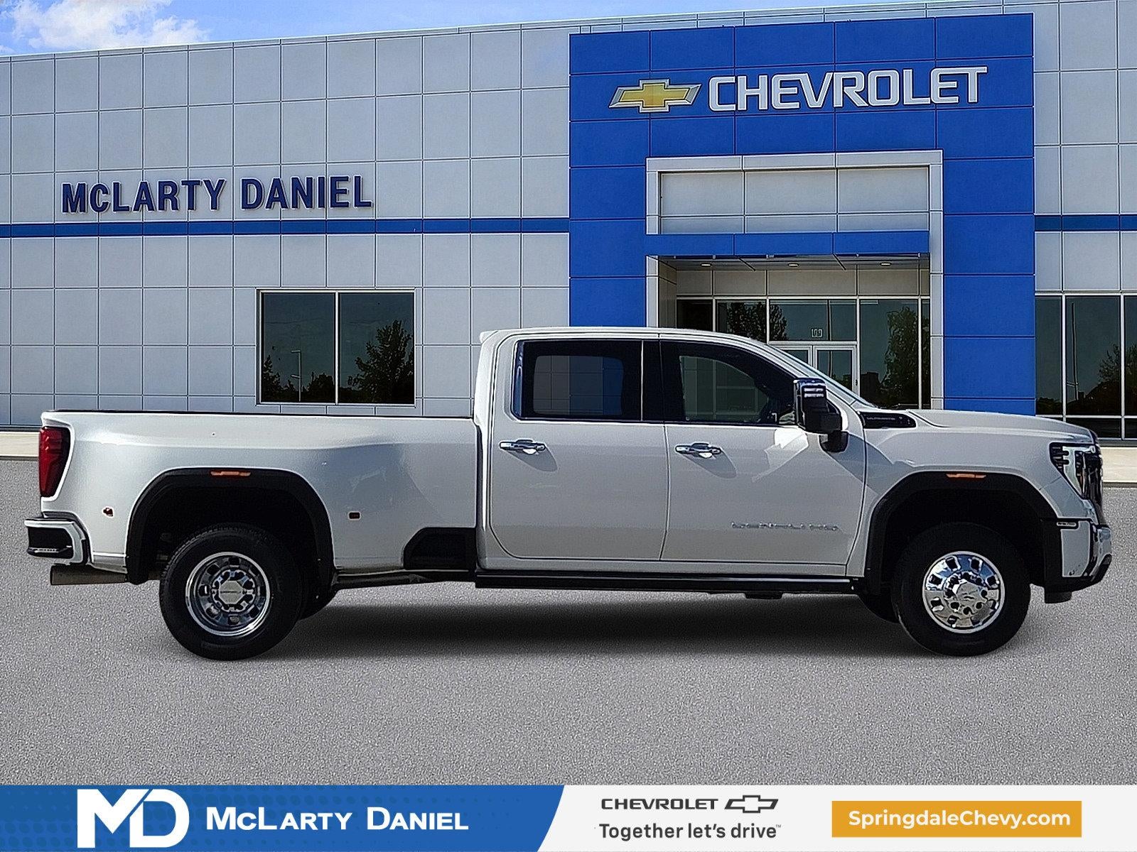 2024 GMC Sierra 3500 HD Denali Ultimate DRW