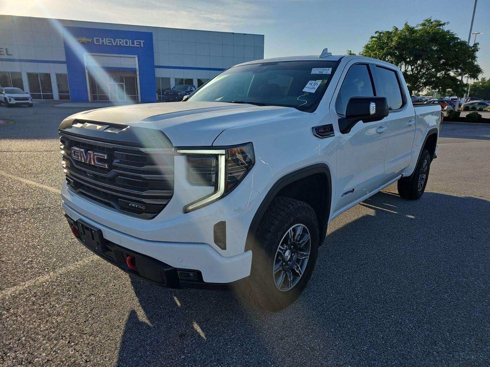 2025 GMC Sierra 1500 AT4