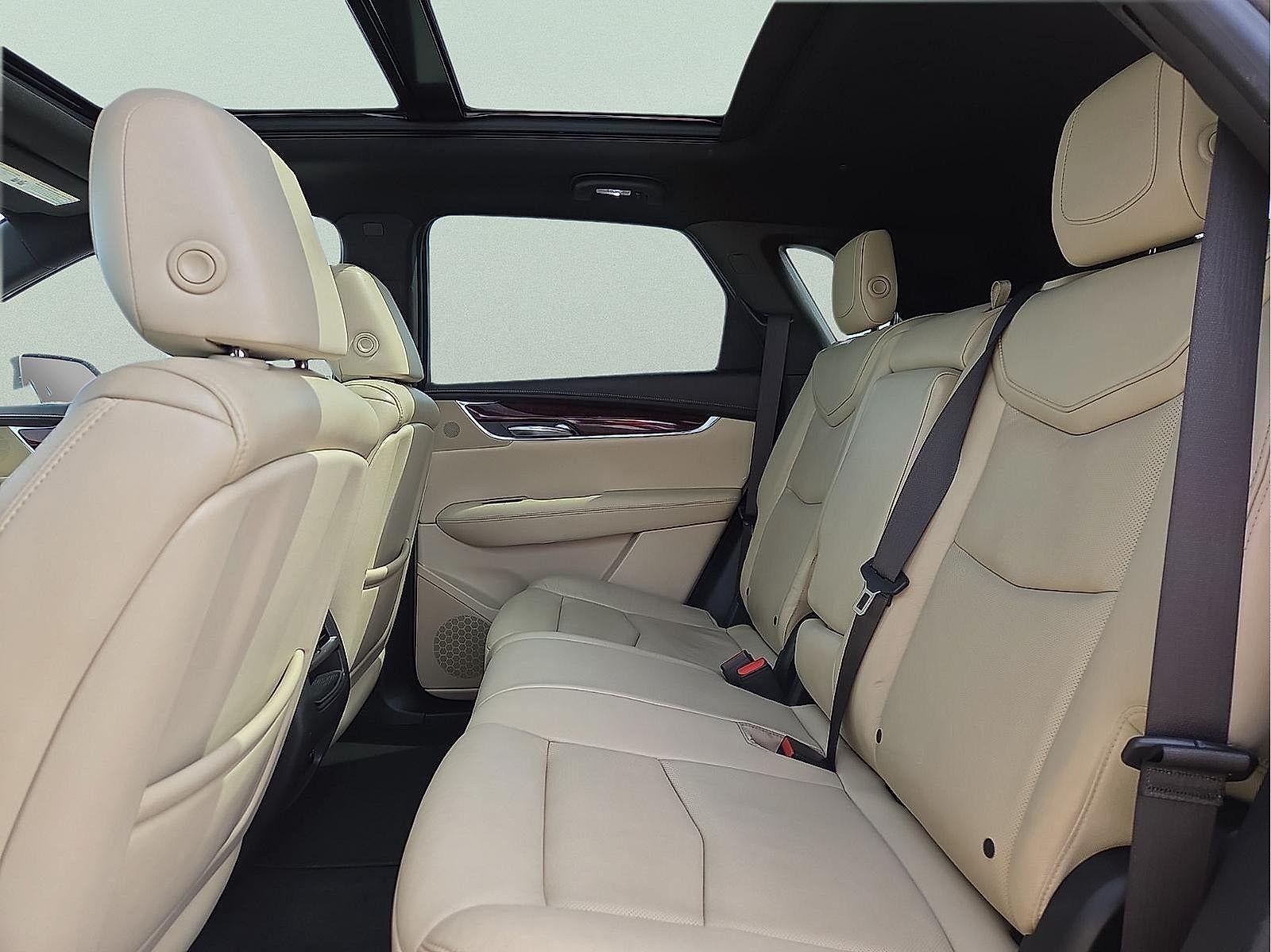 2017 Cadillac XT5 Luxury FWD