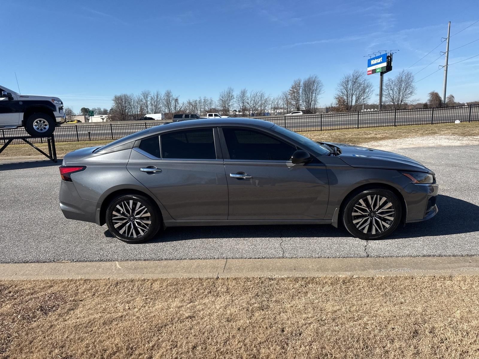 2024 Nissan Altima SV FWD