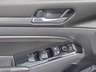 2023 Nissan Altima SL FWD