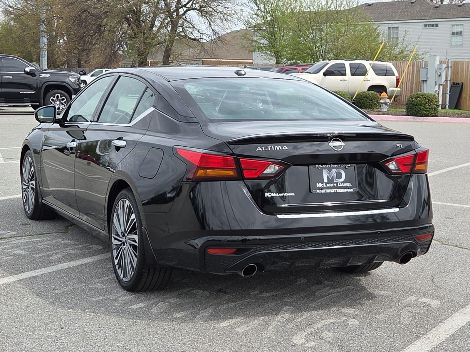 2023 Nissan Altima SL FWD