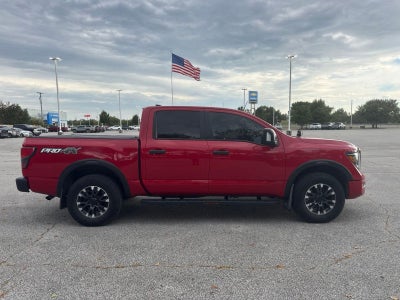 2023 Nissan TITAN Crew Cab PRO-4X 4x4