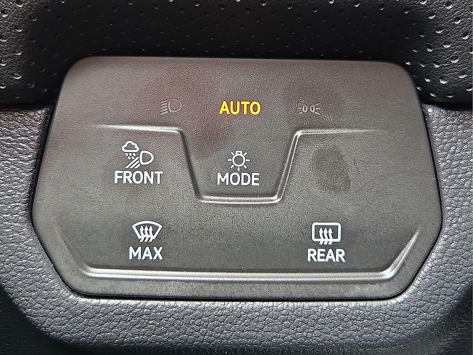 2025 Volkswagen Atlas Cross Sport 2.0T SE w/Technology