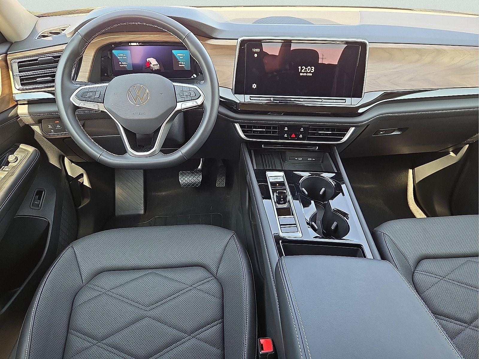 2025 Volkswagen Atlas 2.0T SE w/Technology