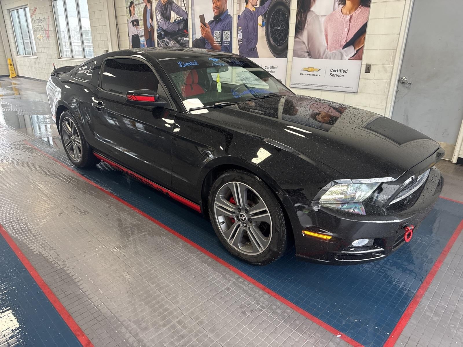 2014 Ford Mustang V6