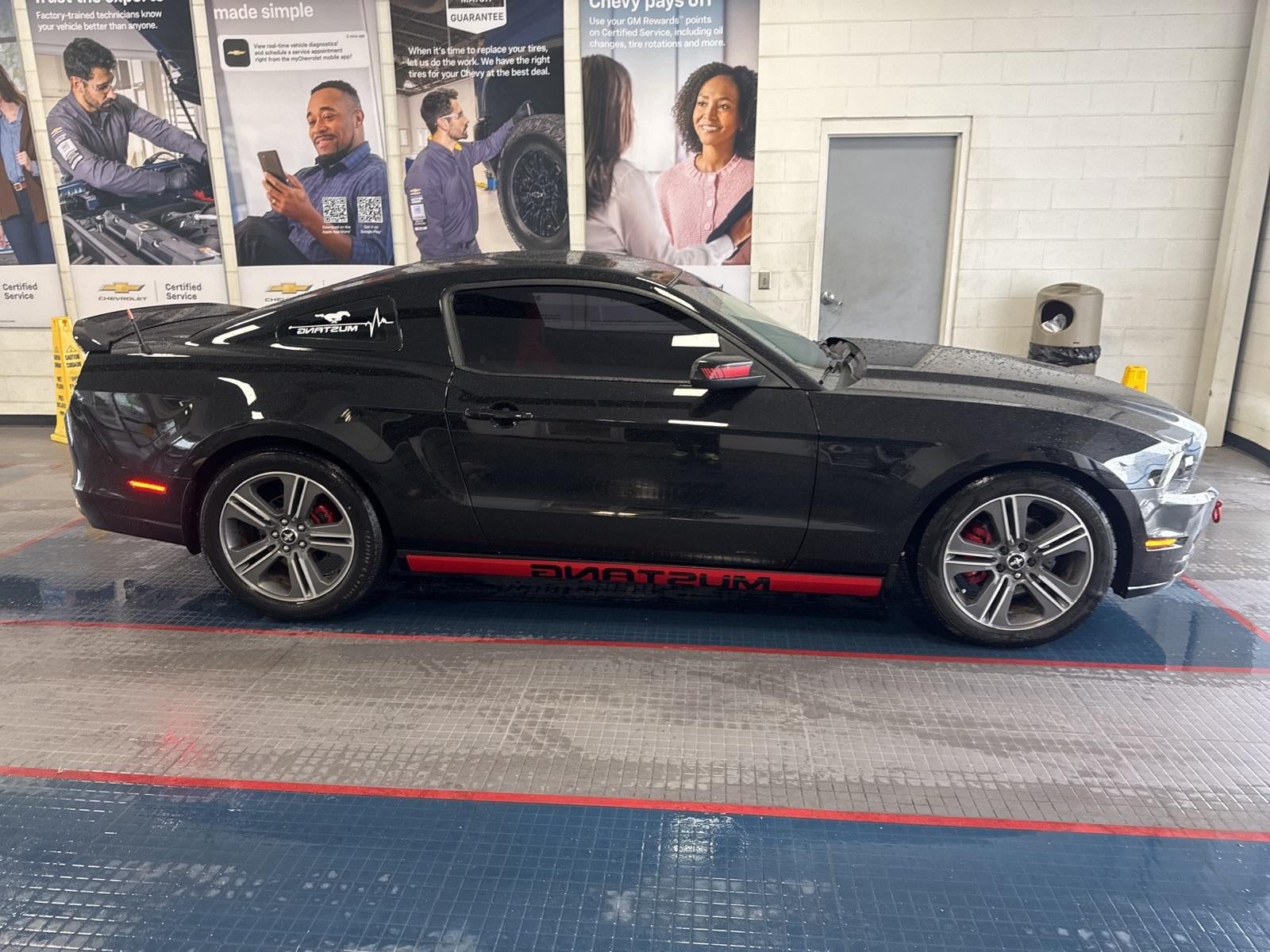 2014 Ford Mustang V6