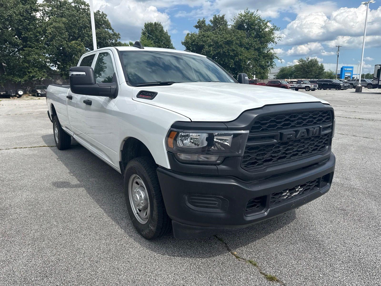 2024 RAM 2500 Tradesman Crew Cab 4x2 8' Box