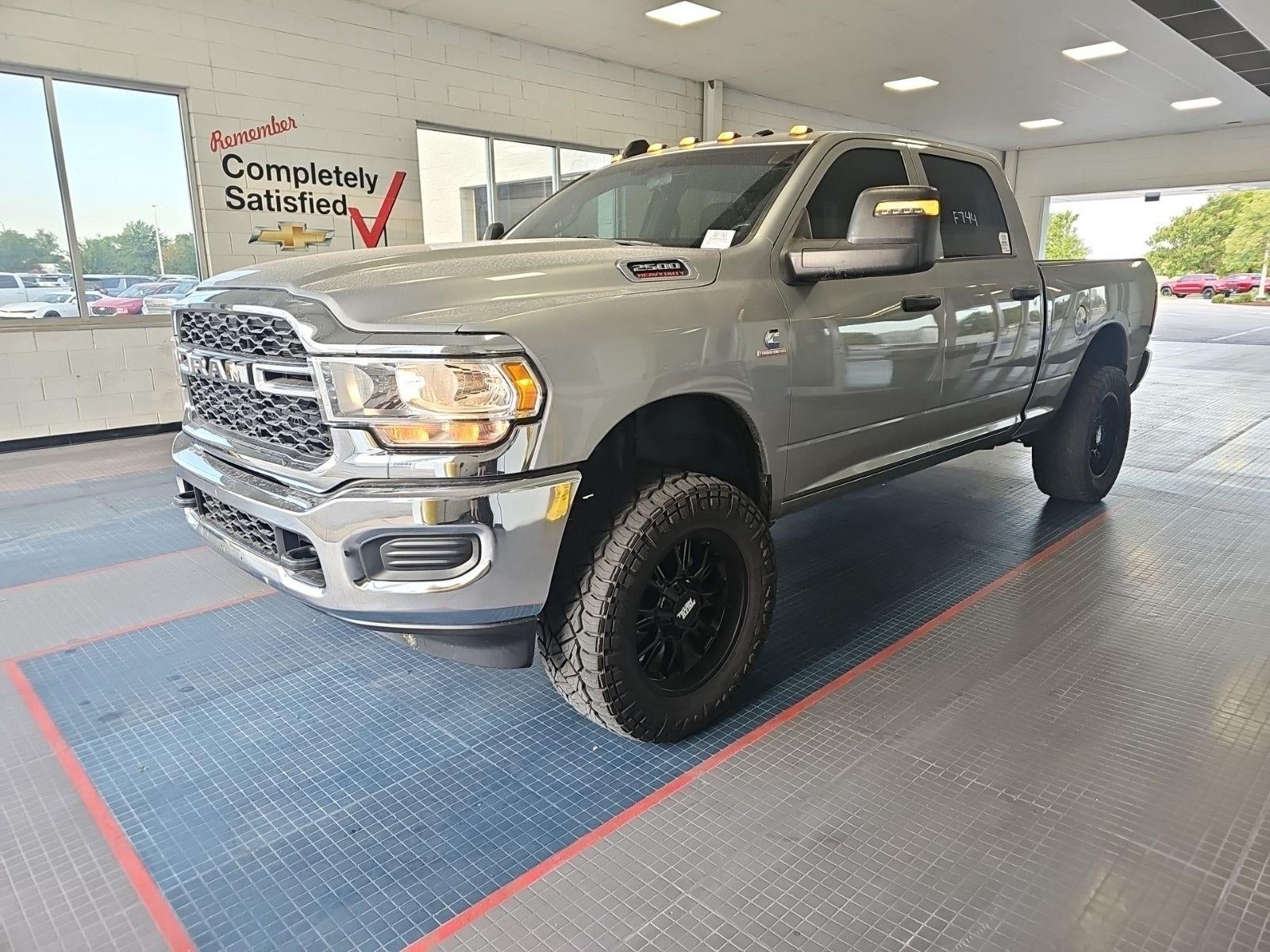 2023 RAM 2500 Tradesman Crew Cab 4x4 6'4" Box