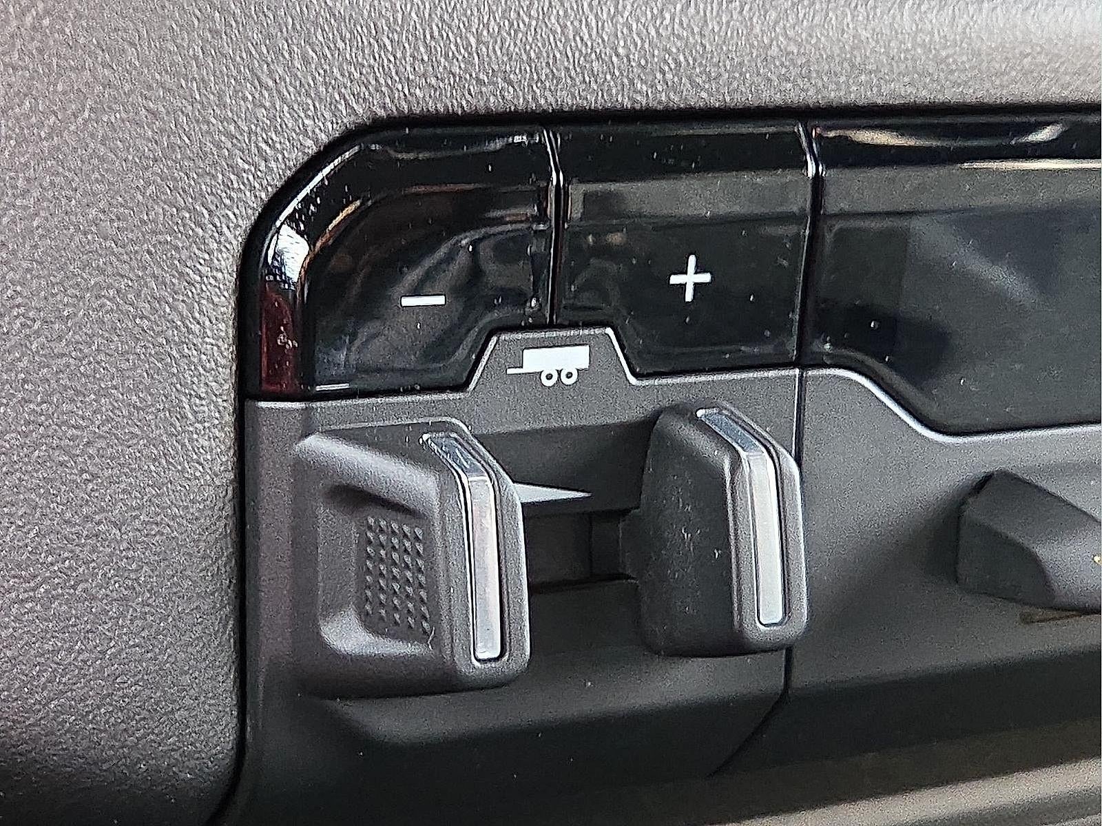 2022 RAM 2500 Big Horn Crew Cab 4x4 6'4" Box