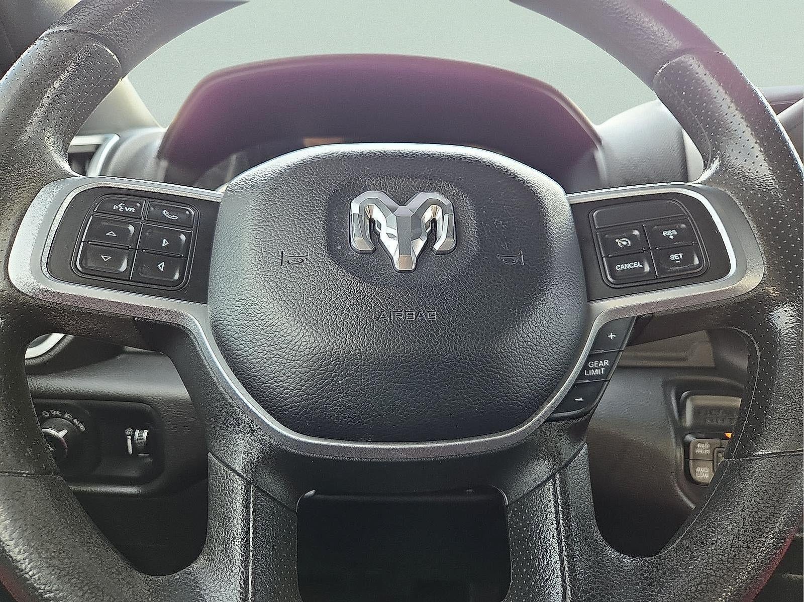 2022 RAM 2500 Big Horn Crew Cab 4x4 6'4" Box