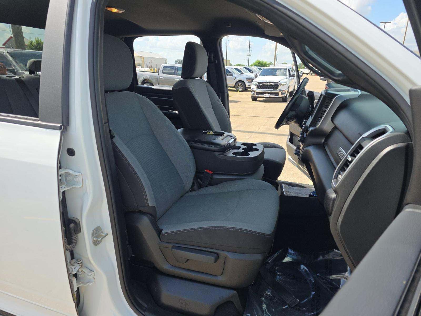 2024 RAM 2500 Big Horn Crew Cab 4x4 6'4" Box