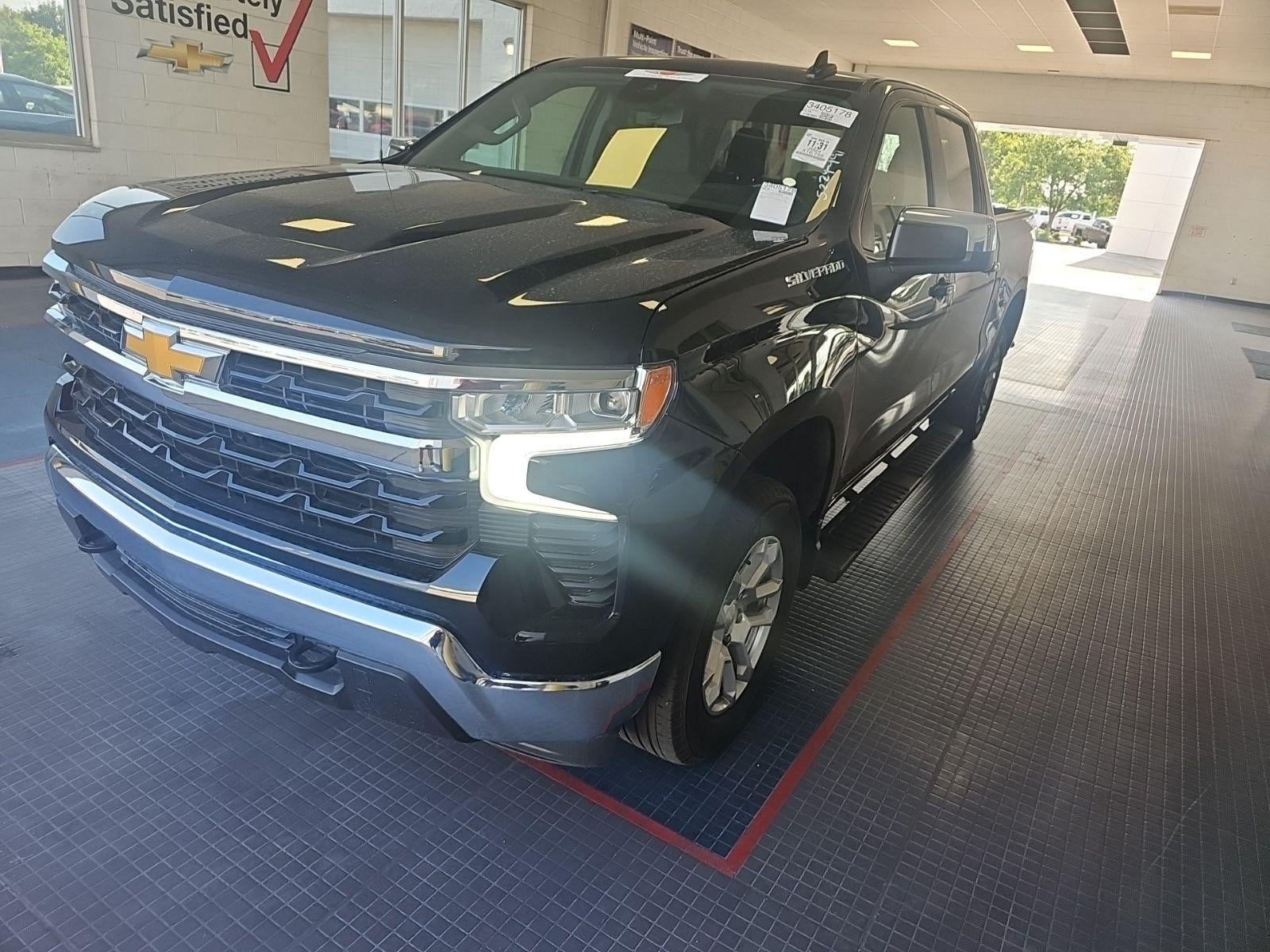 2024 Chevrolet Silverado 1500 LT (2FL)