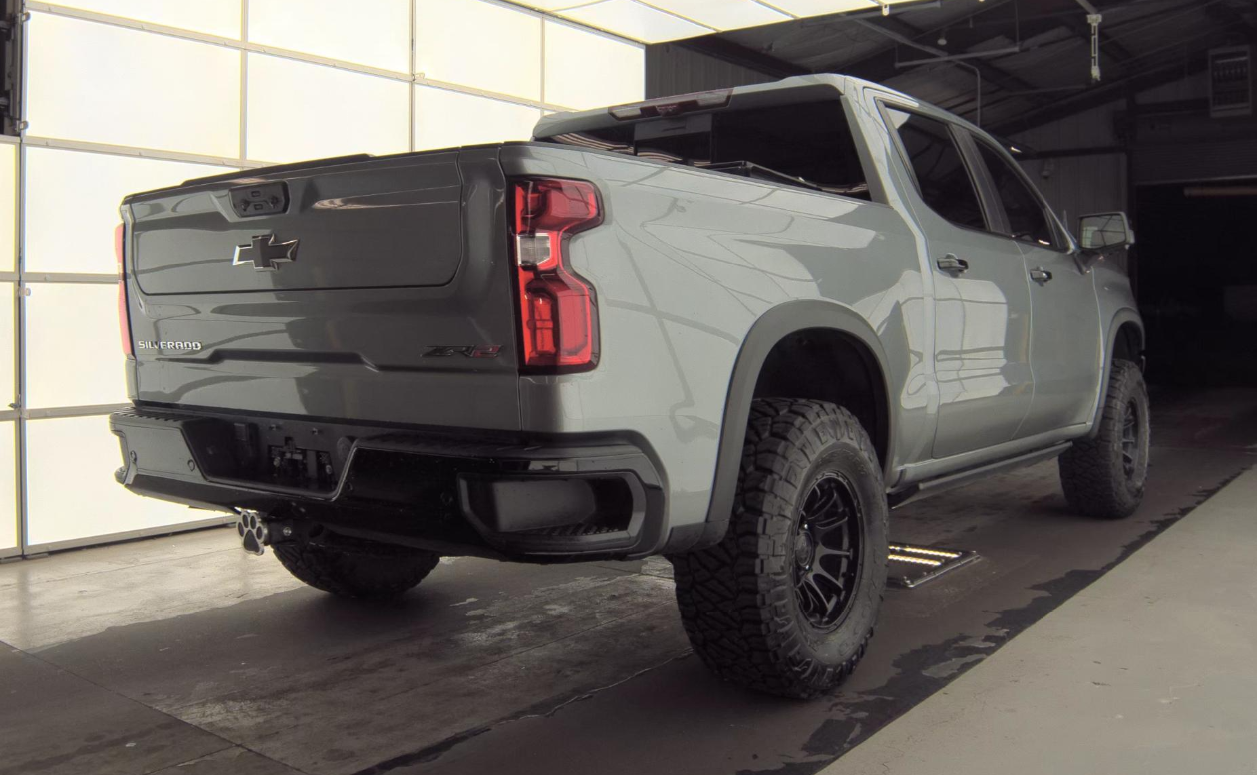 2023 Chevrolet Silverado 1500 ZR2