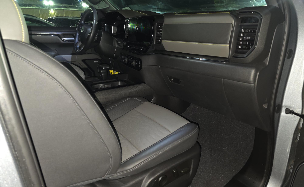 2023 Chevrolet Silverado 1500 ZR2