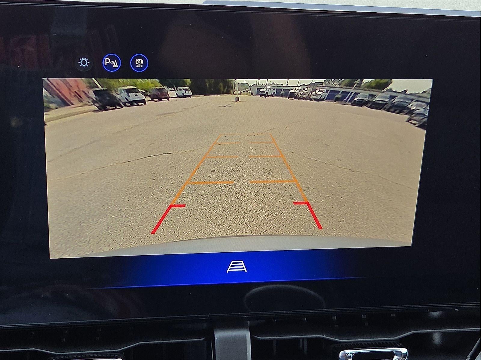 2027 Chevrolet Equinox LT - Photo 16