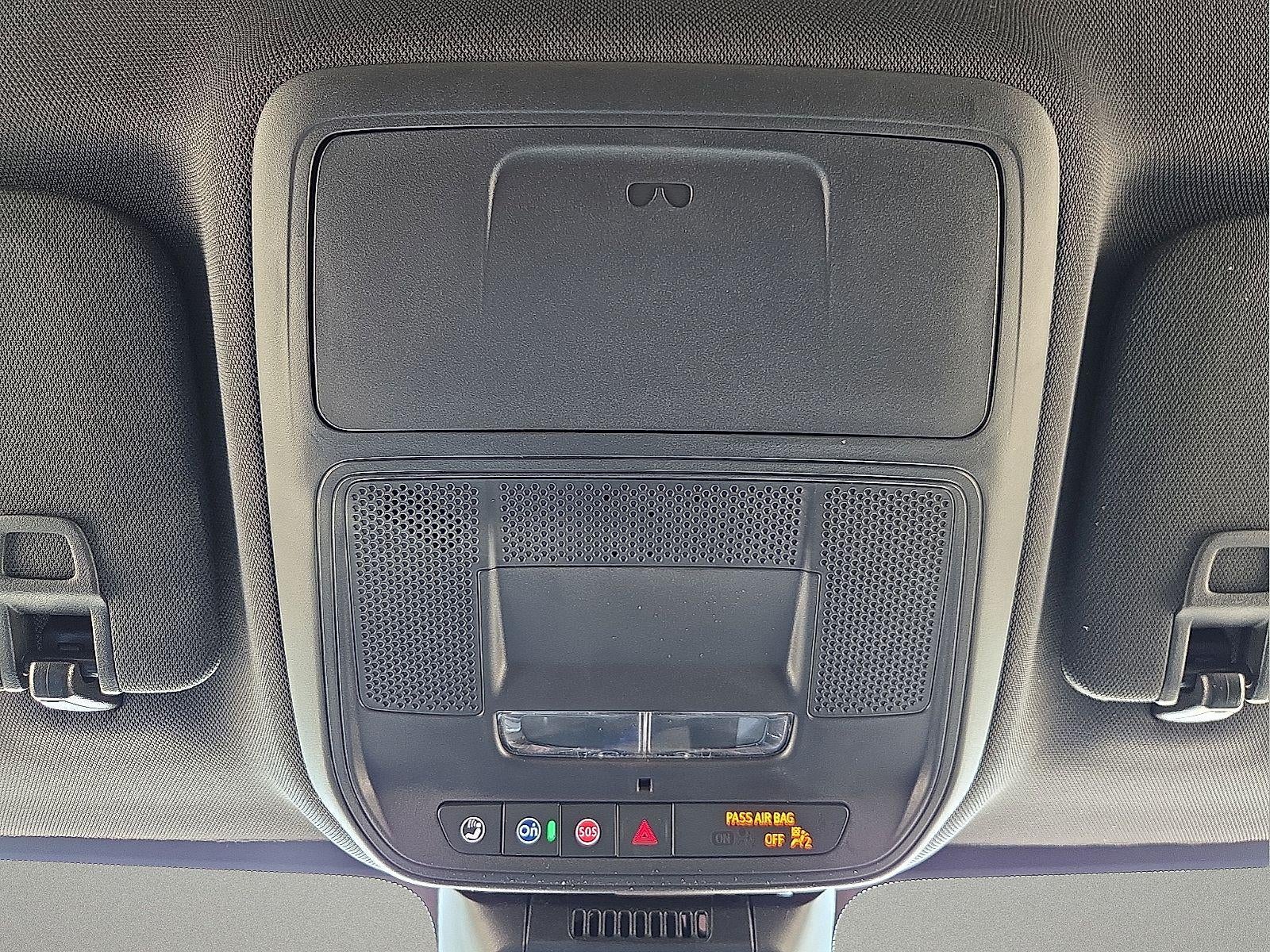 2027 Chevrolet Equinox LT - Photo 19