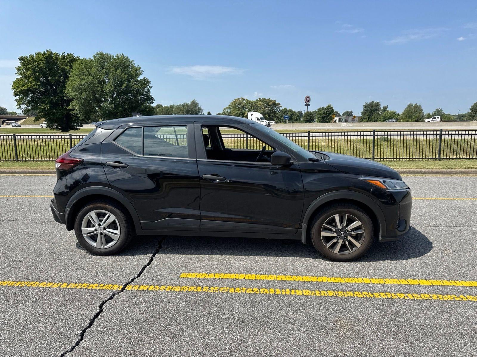 2023 Nissan Kicks S Xtronic CVT
