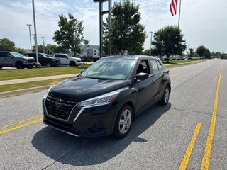 2023 Nissan Kicks S Xtronic CVT