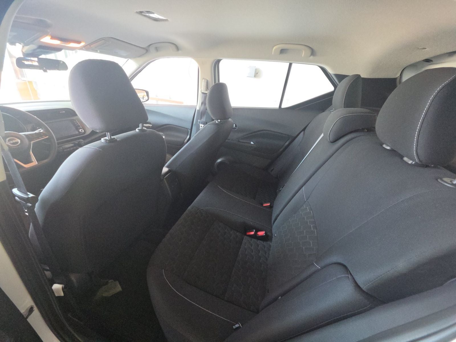 2022 Nissan Kicks SV Xtronic CVT