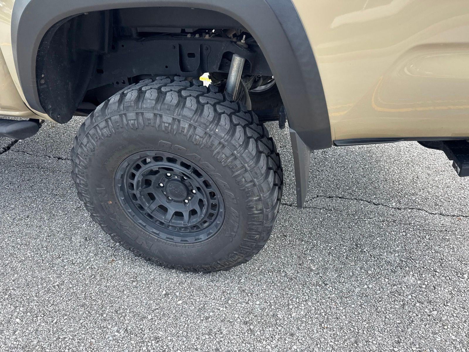 2020 Toyota Tacoma TRD Off-Road