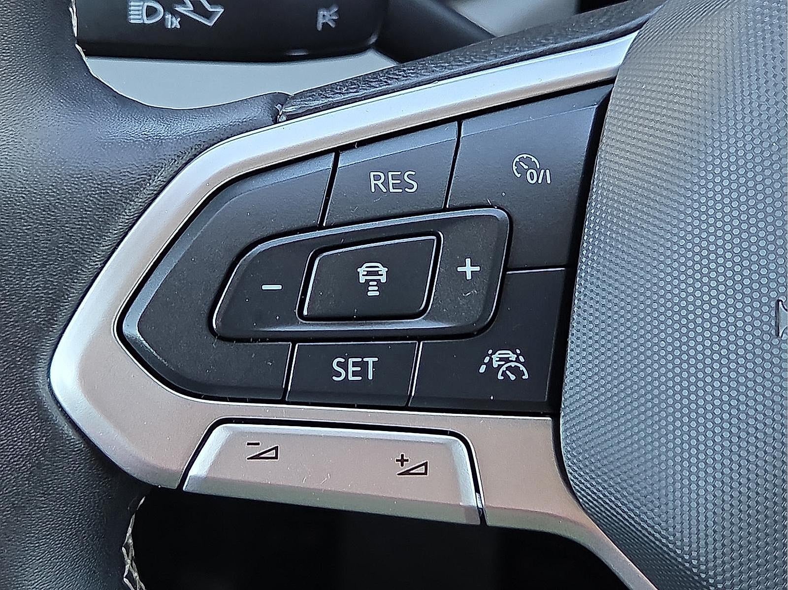 2024 Volkswagen Taos SE