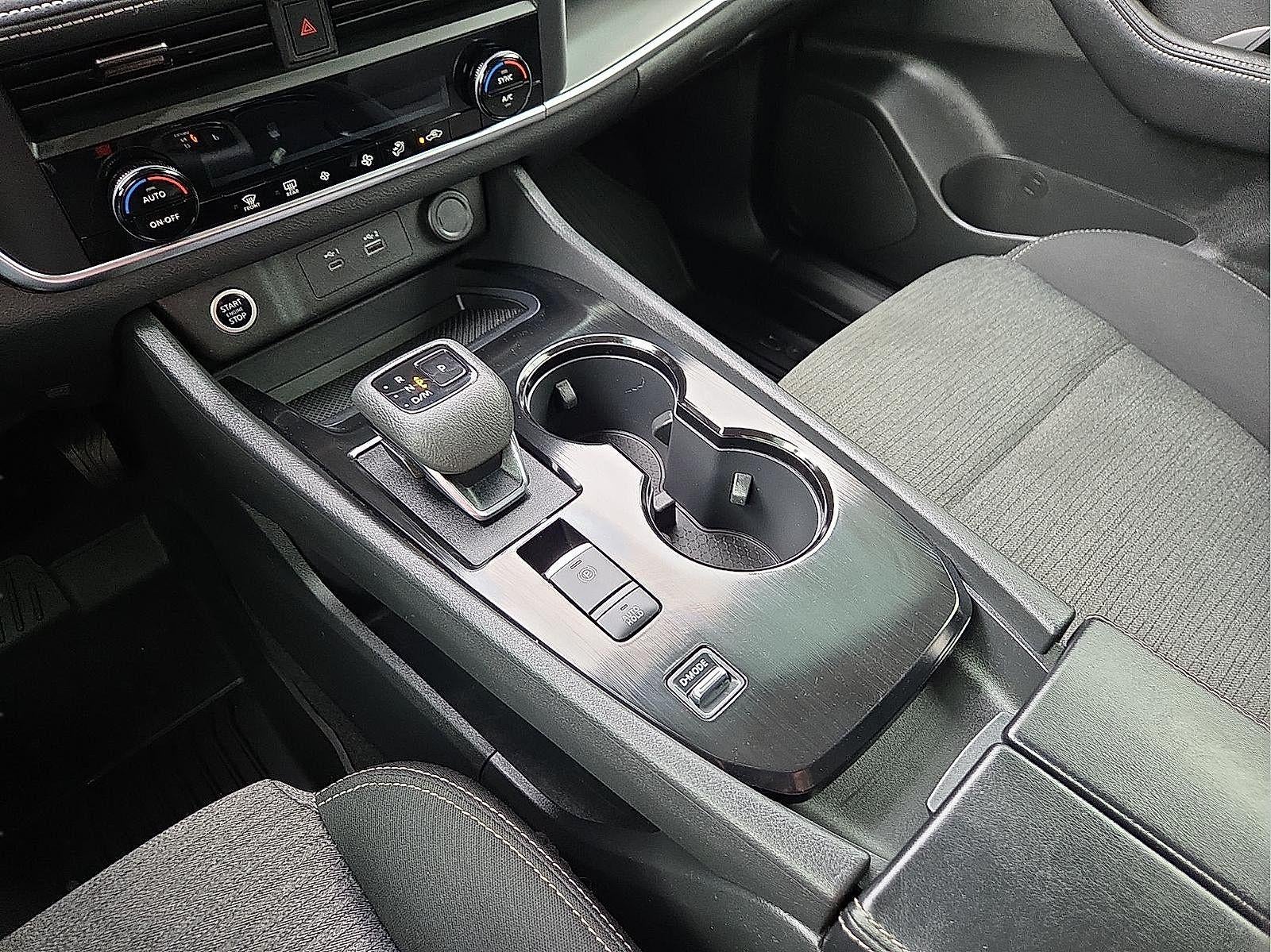 2023 Nissan Rogue SV FWD