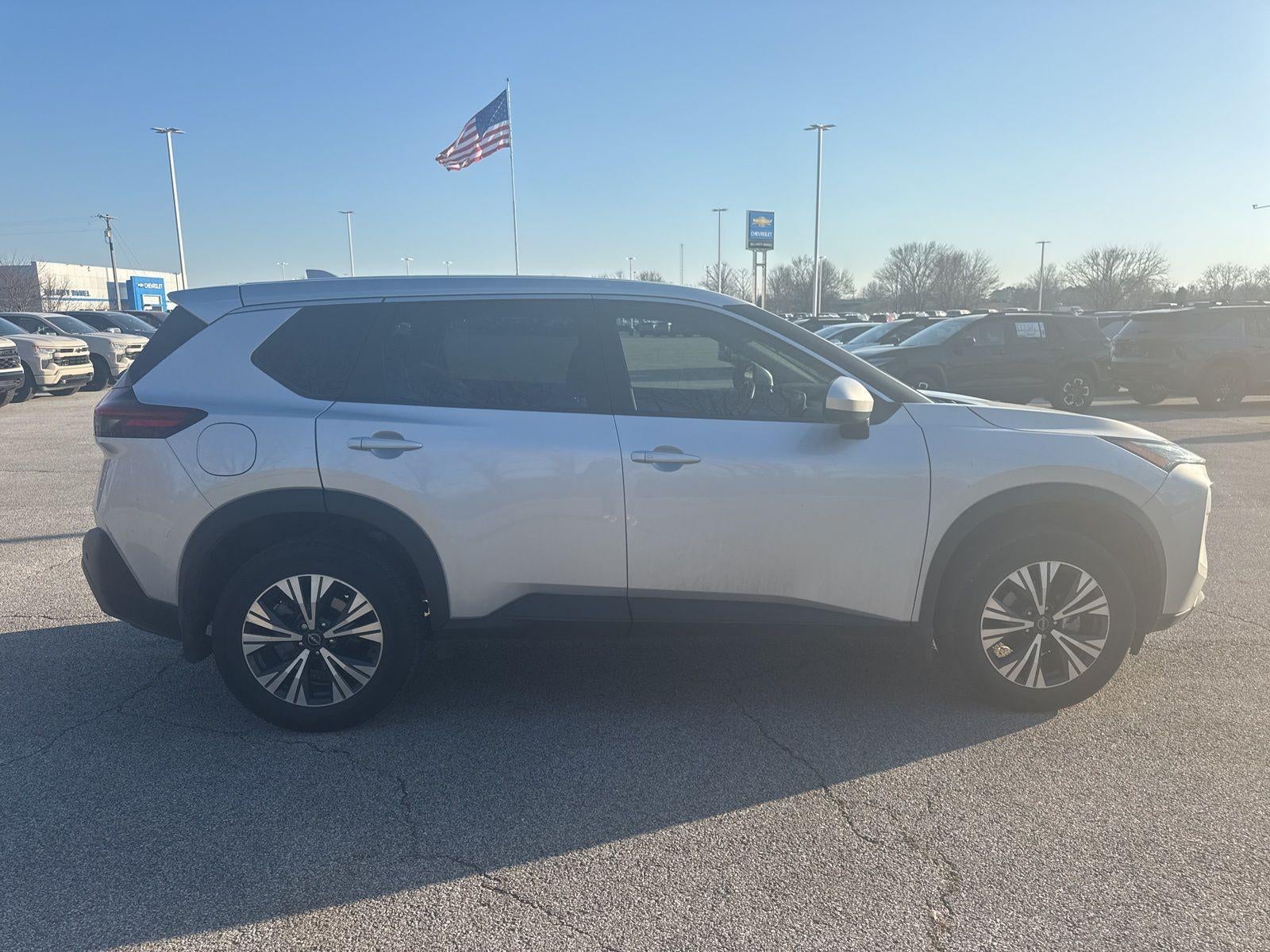 2023 Nissan Rogue SV FWD