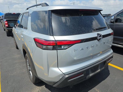2025 Nissan Pathfinder SV FWD