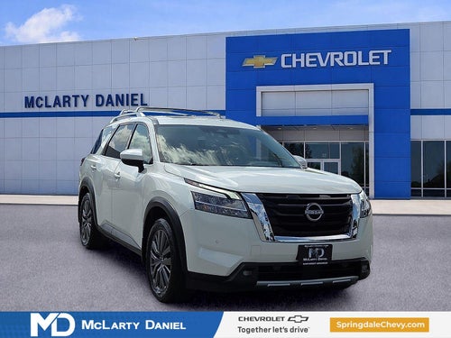 2022 Nissan Pathfinder SL 2WD