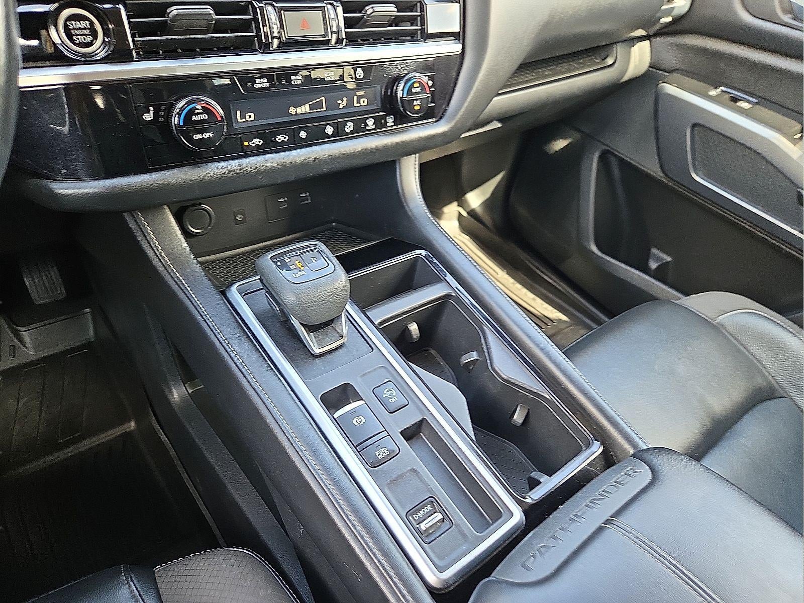 2022 Nissan Pathfinder SL 2WD