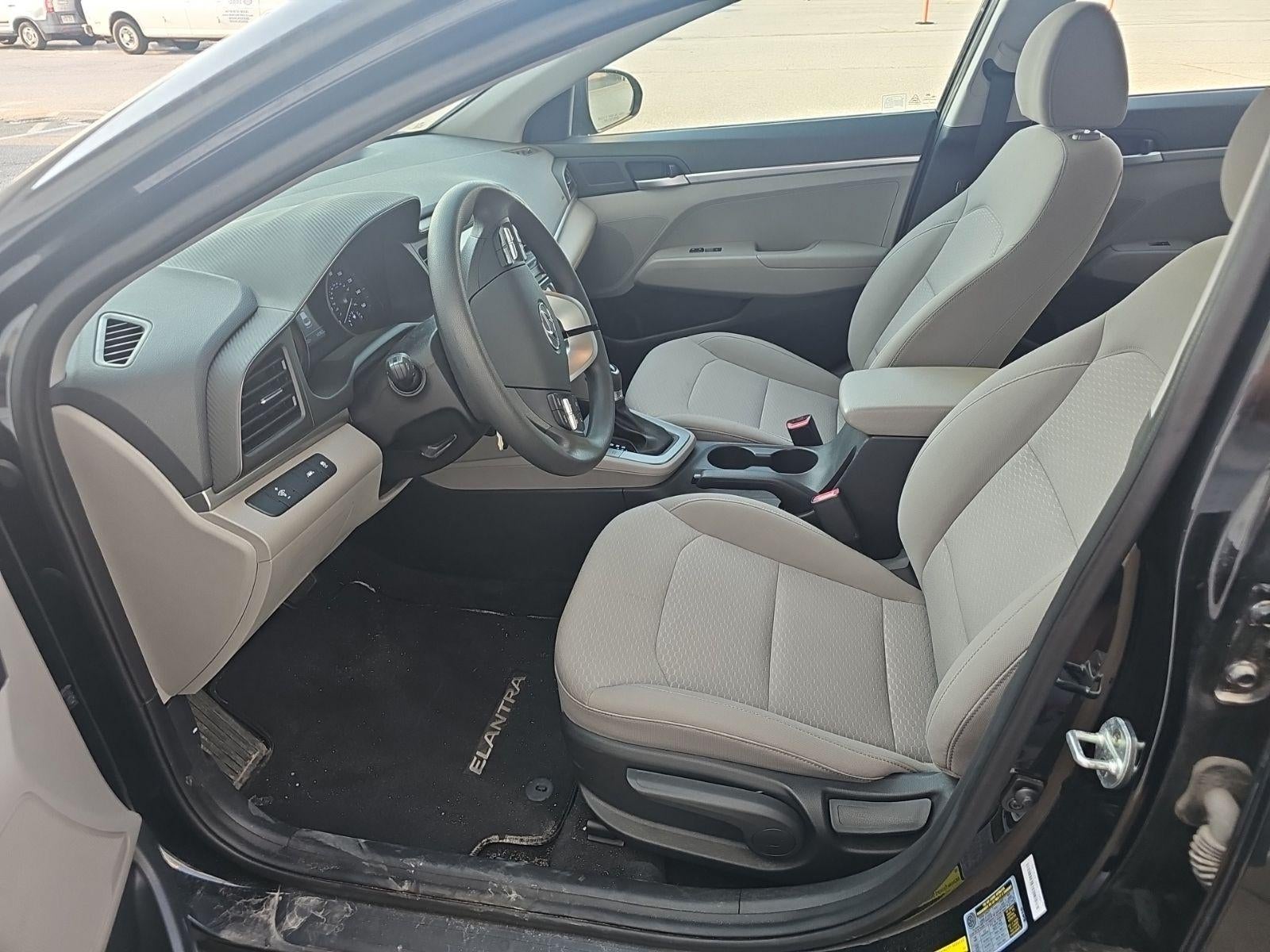 2020 Hyundai Elantra SE