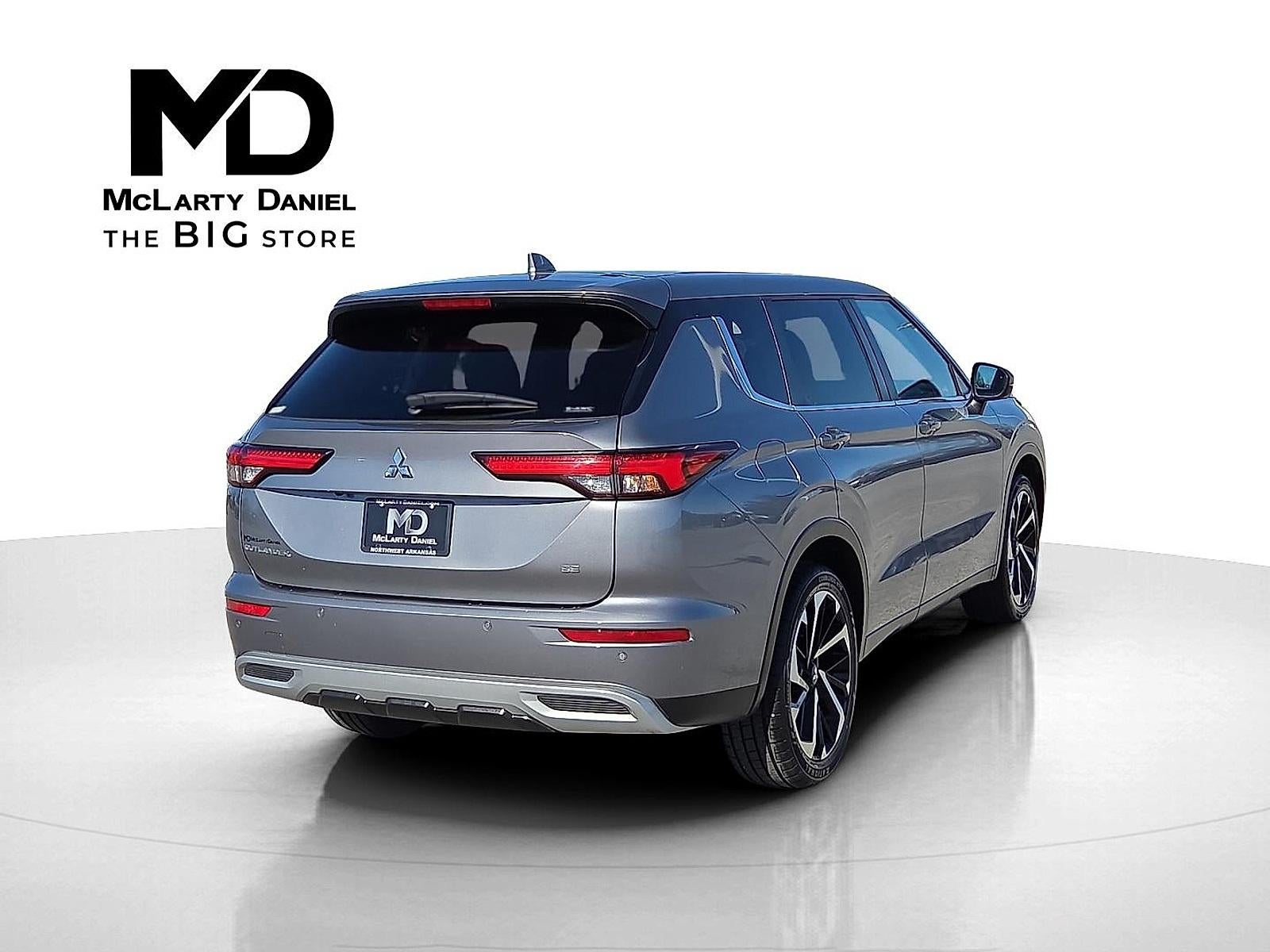 2024 Mitsubishi Outlander SE