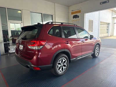 2024 Subaru Forester Premium