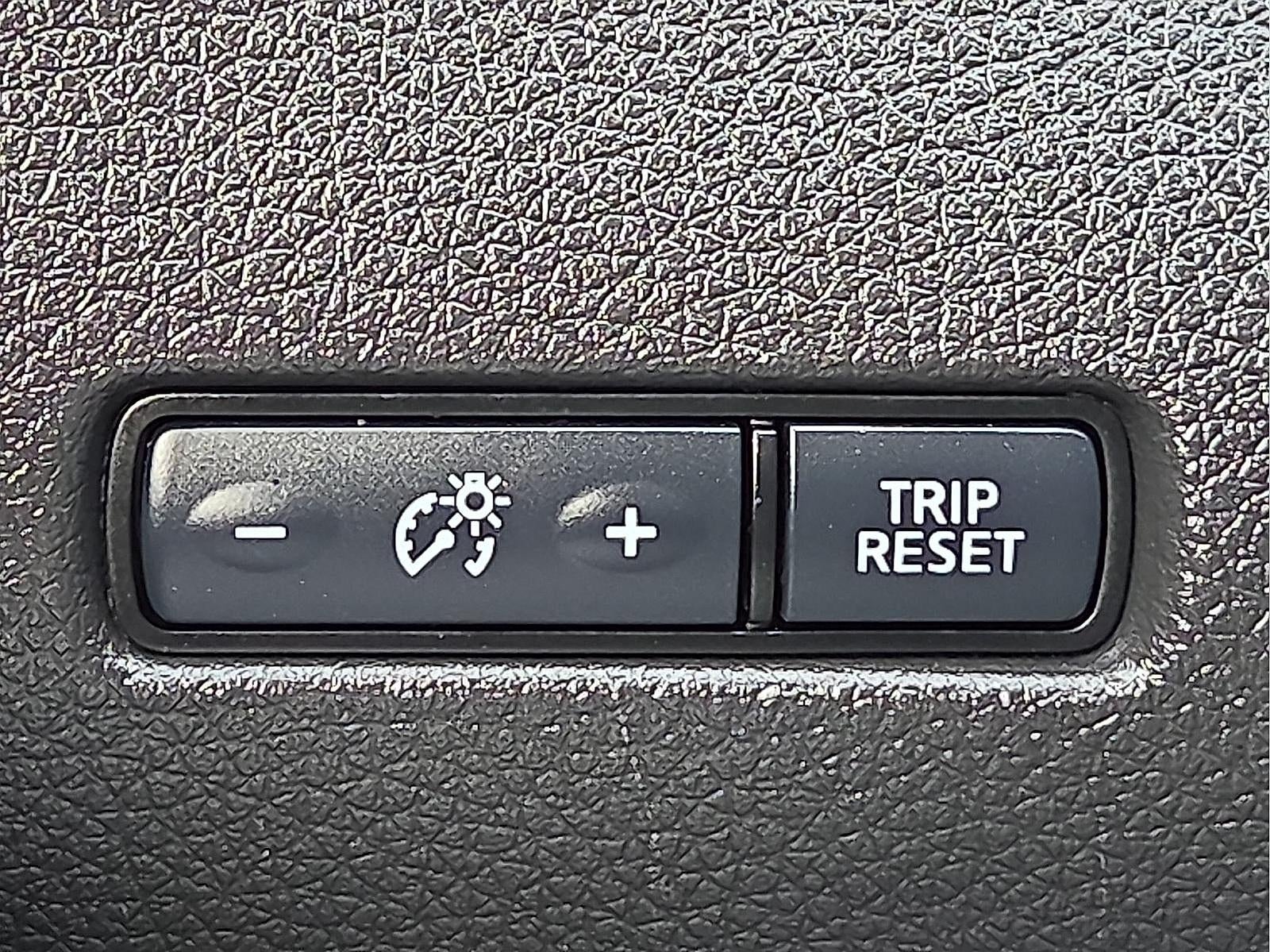 2020 Nissan Rogue Sport S FWD Xtronic CVT