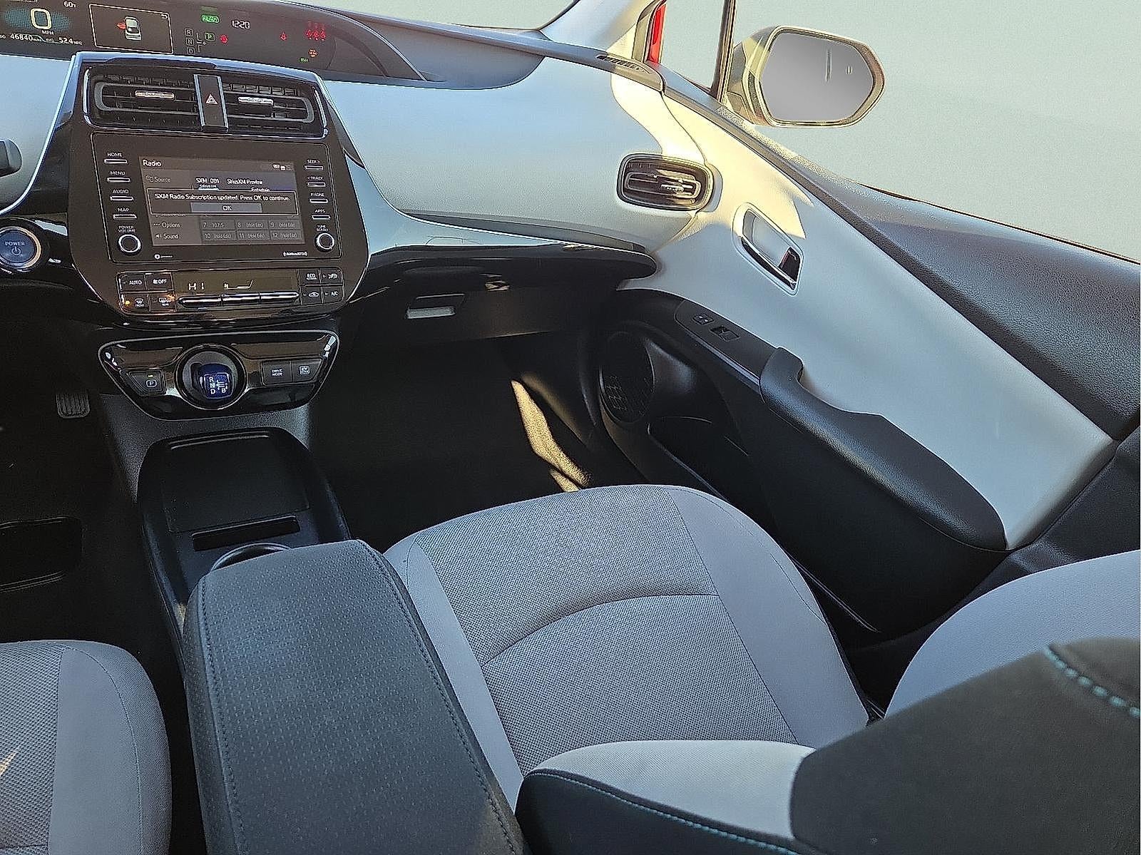 2022 Toyota Prius L Eco