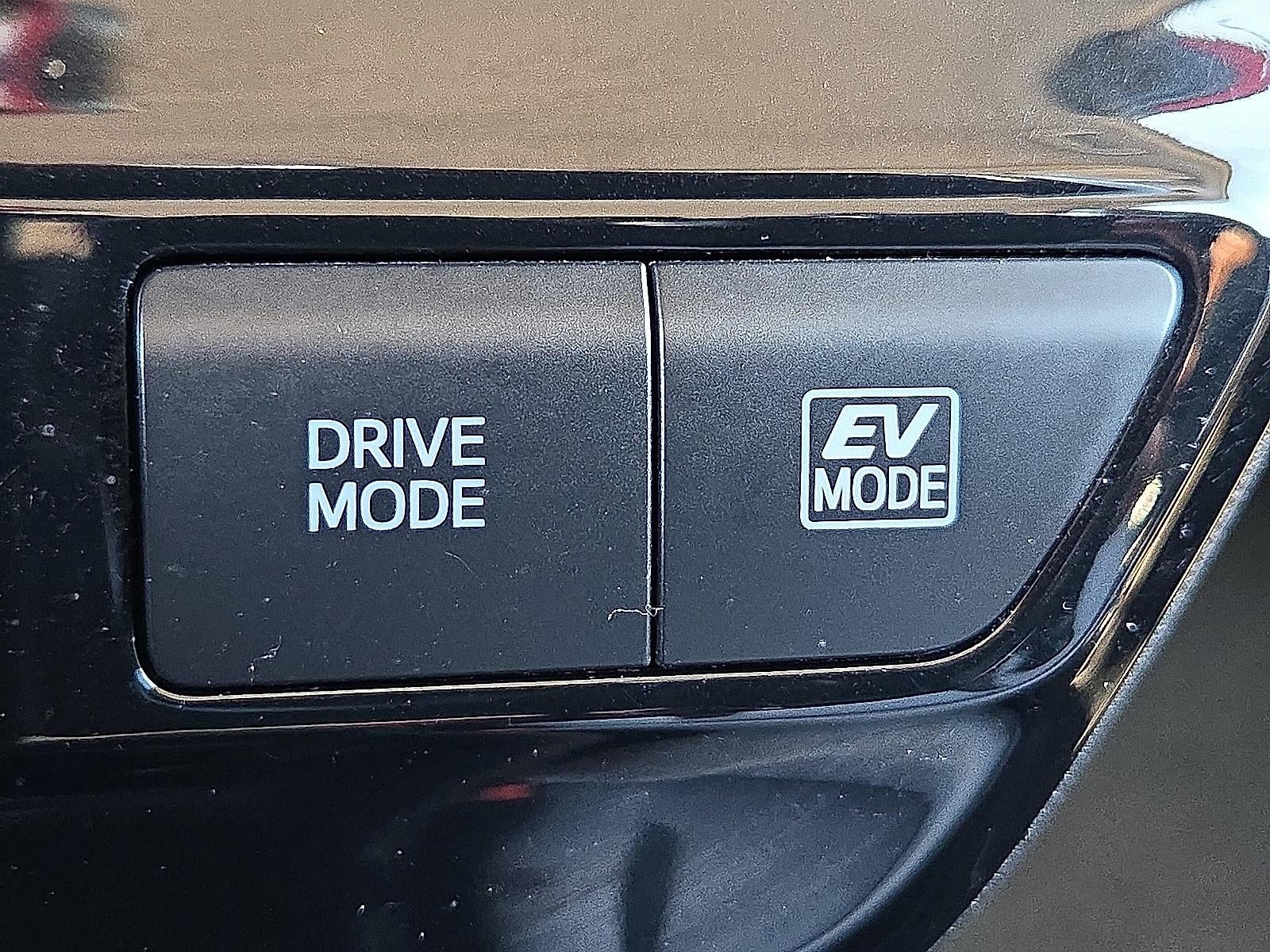 2022 Toyota Prius L Eco