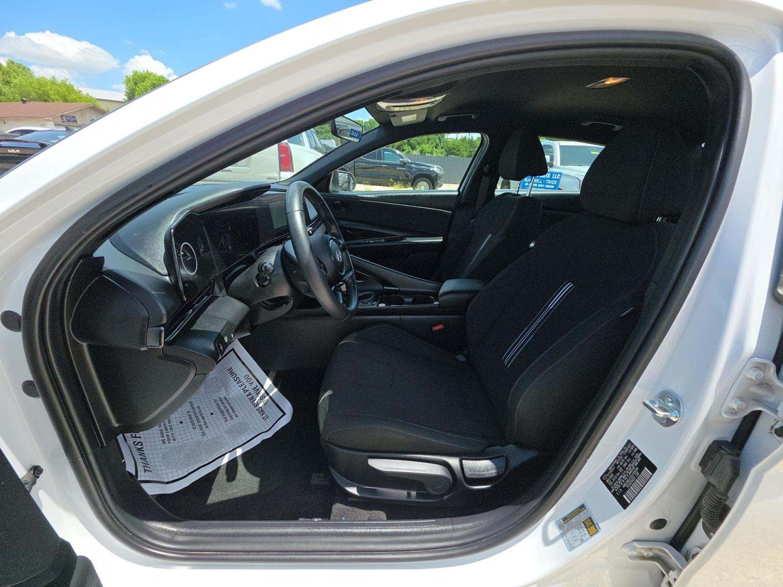 2025 Hyundai Elantra Hybrid SEL Sport