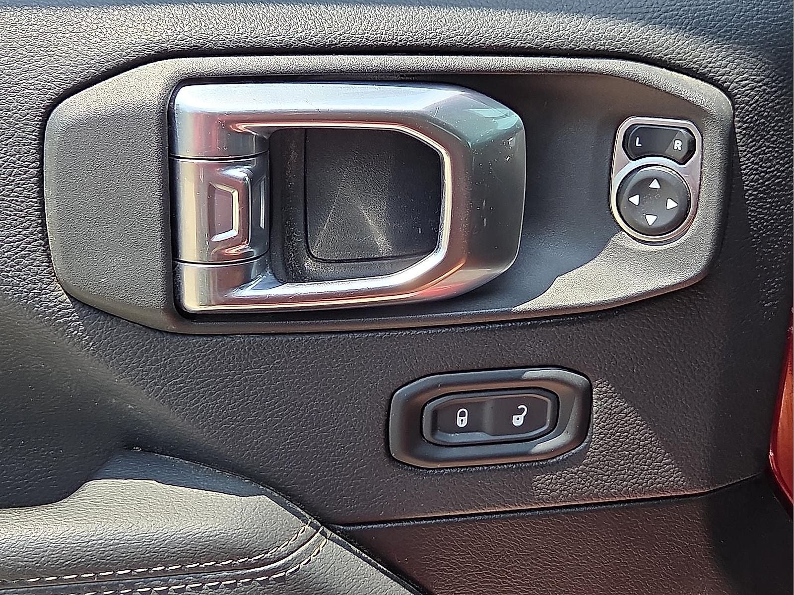 2021 Jeep Wrangler Unlimited Sahara Altitude 4x4
