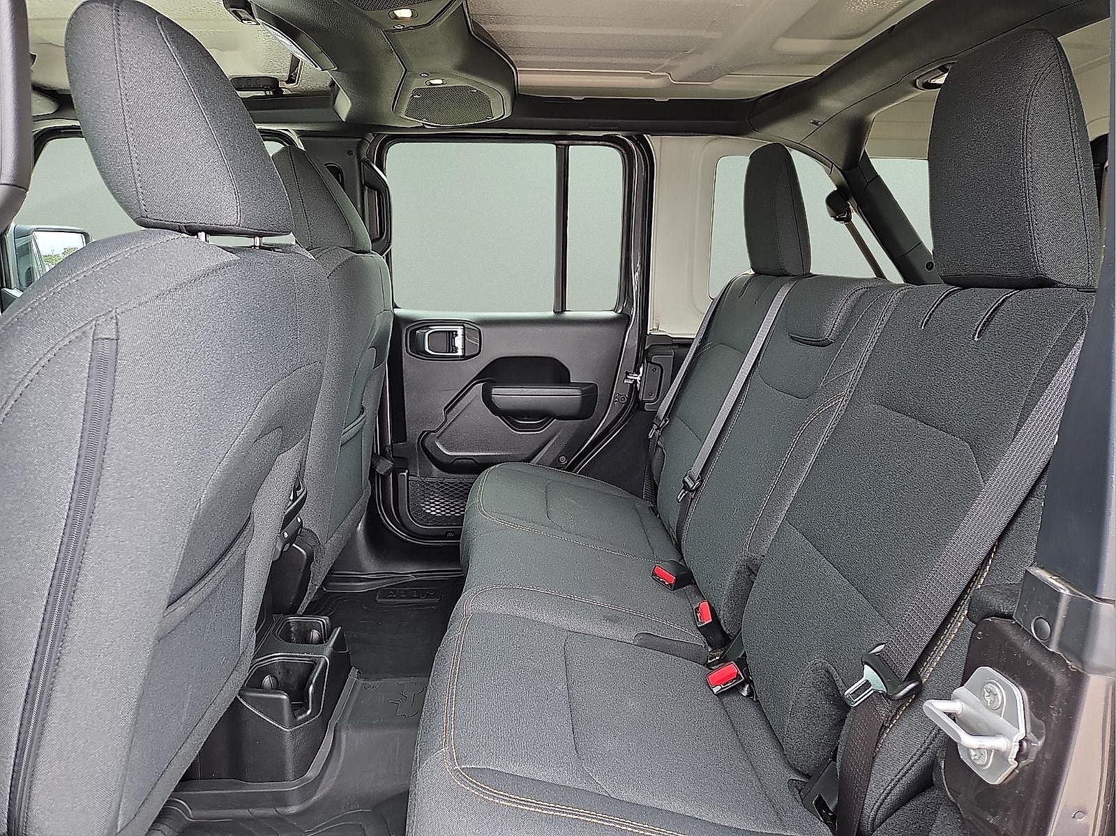 2025 Jeep Wrangler 4-Door Willys 4x4