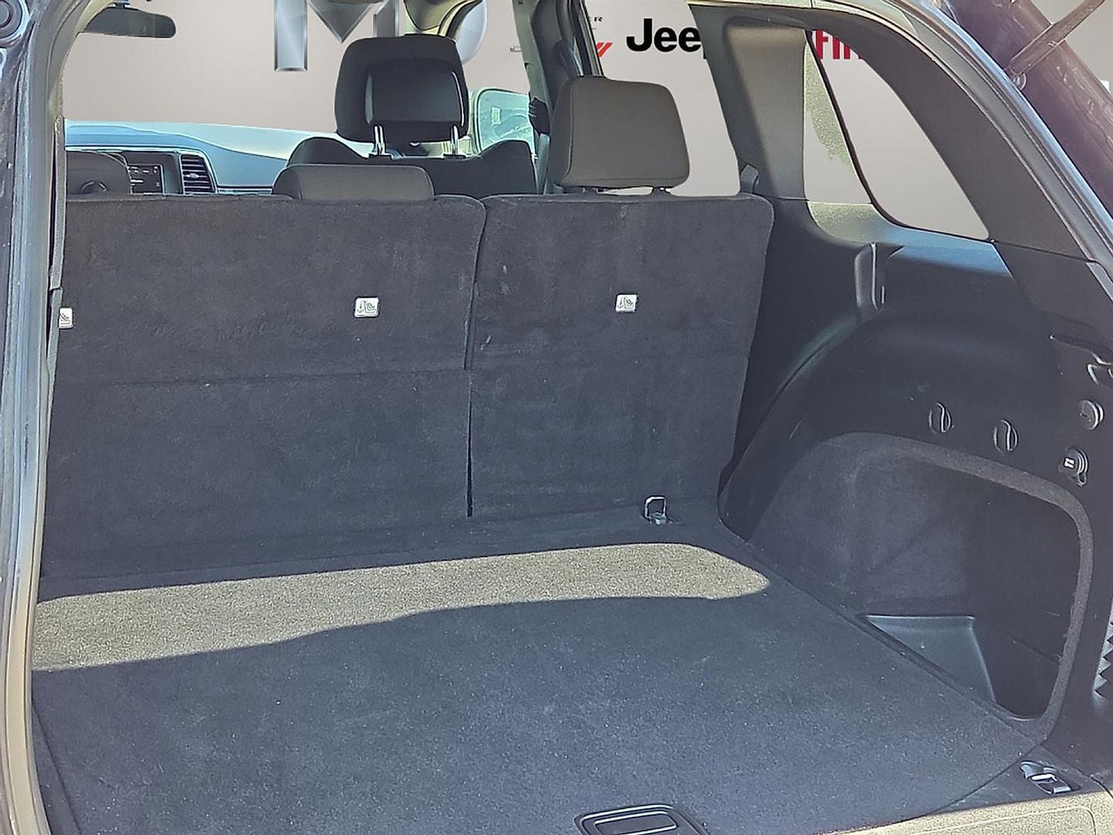 2020 Jeep Grand Cherokee Laredo E 4x4