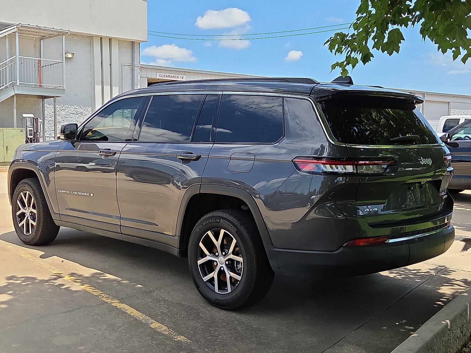 2025 Jeep Grand Cherokee L Limited 4x4