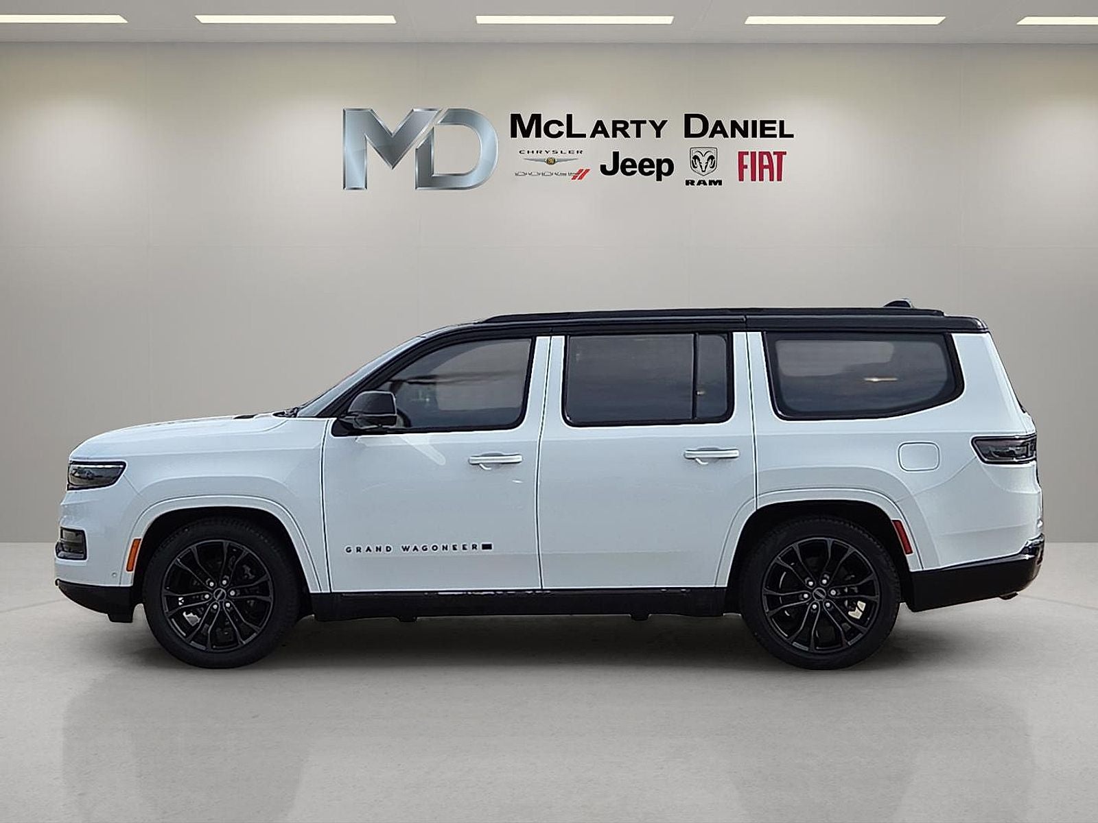 2024 Jeep Grand Wagoneer Series III Obsidian 4x4