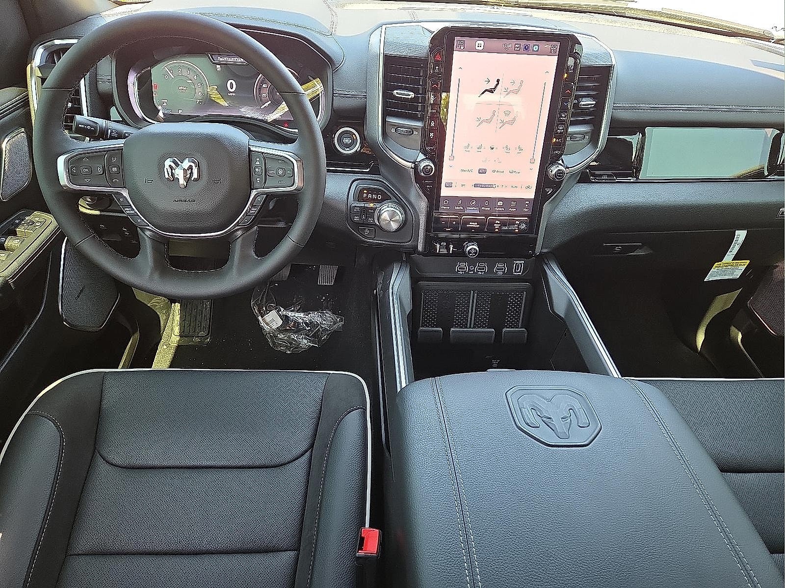 2025 RAM 1500 Laramie Crew Cab 4x4 5'7' Box