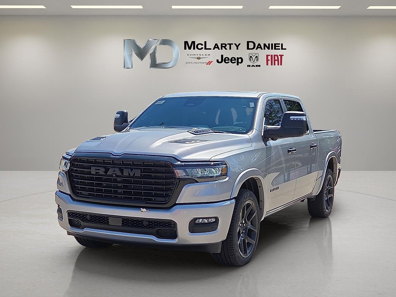 2025 RAM 1500 Laramie Crew Cab 4x4 5'7' Box